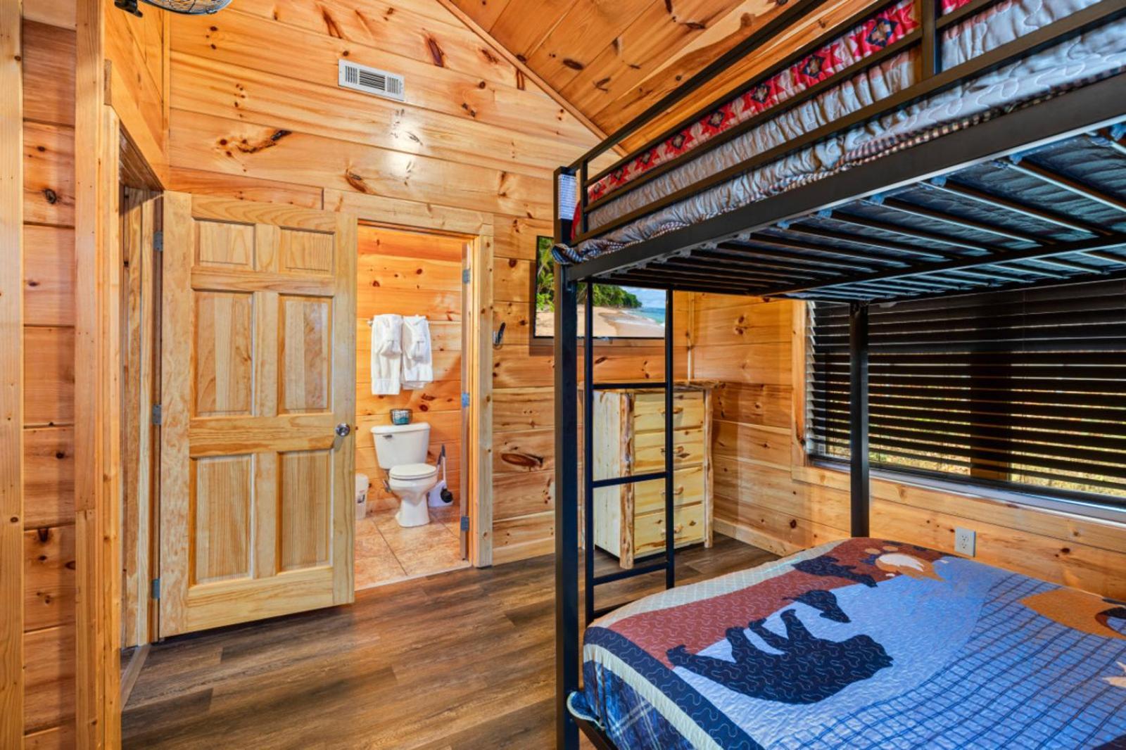 Heavenly Heights By Ghosal Luxury Lodging Севьервилл Экстерьер фото