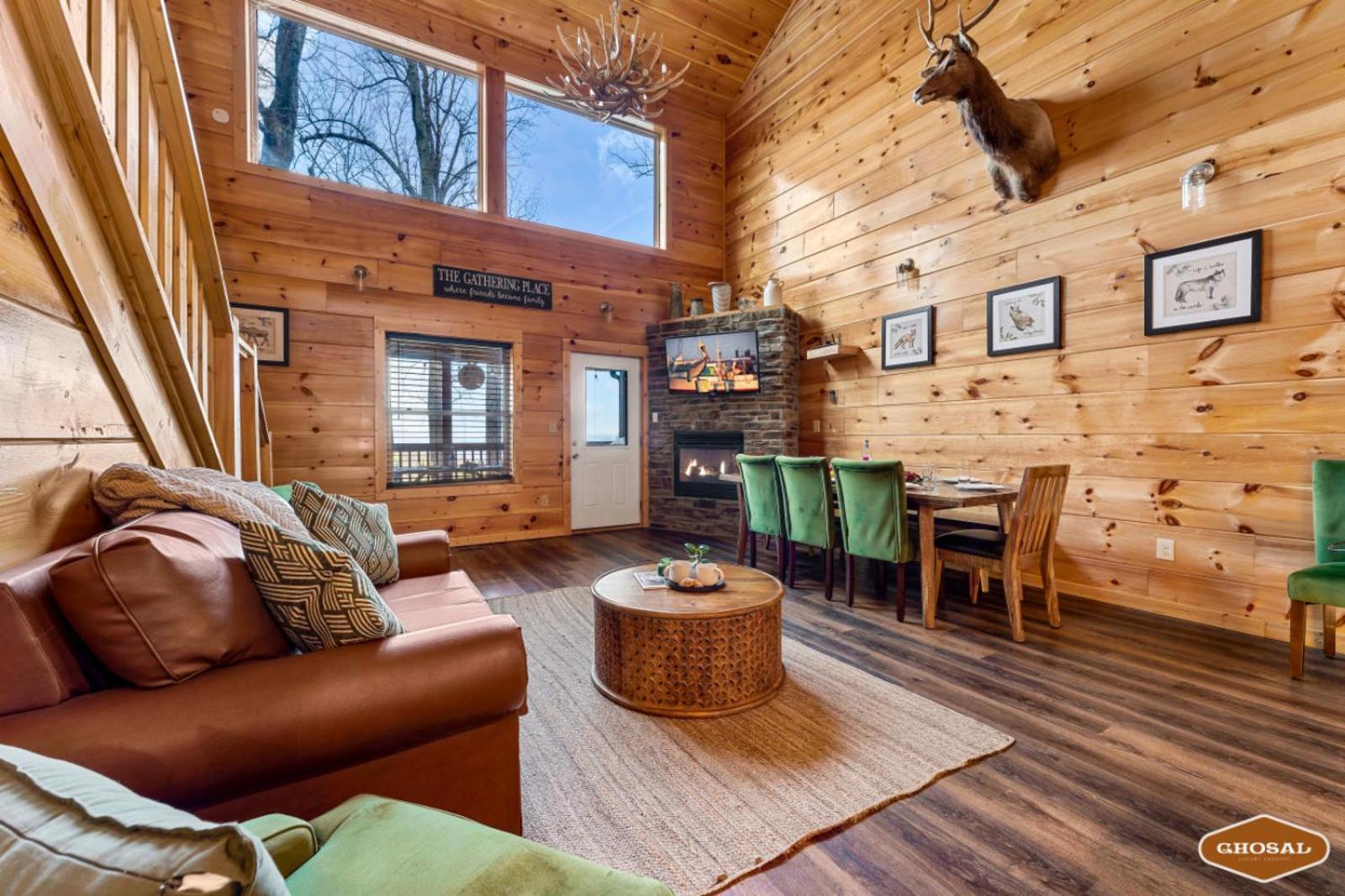 Heavenly Heights By Ghosal Luxury Lodging Севьервилл Экстерьер фото